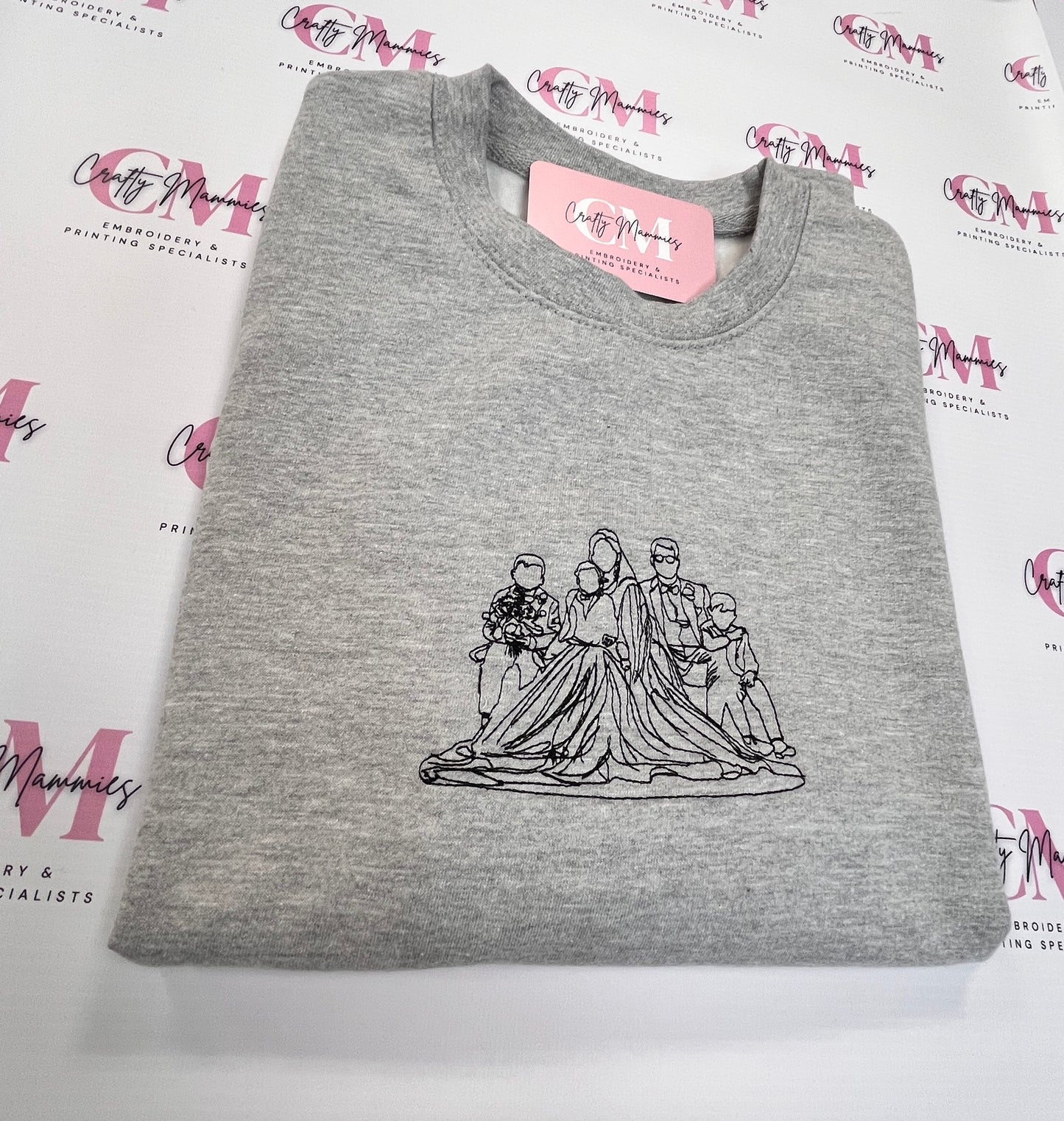 Personalised embroidered photo outline - T-Shirt