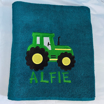 Personalised Tractor Towel / Childrens Tractor Gift / Personalised Hand Bath Towel Sheet / Childrens Bath Towel / Bath Time Gift New Baby